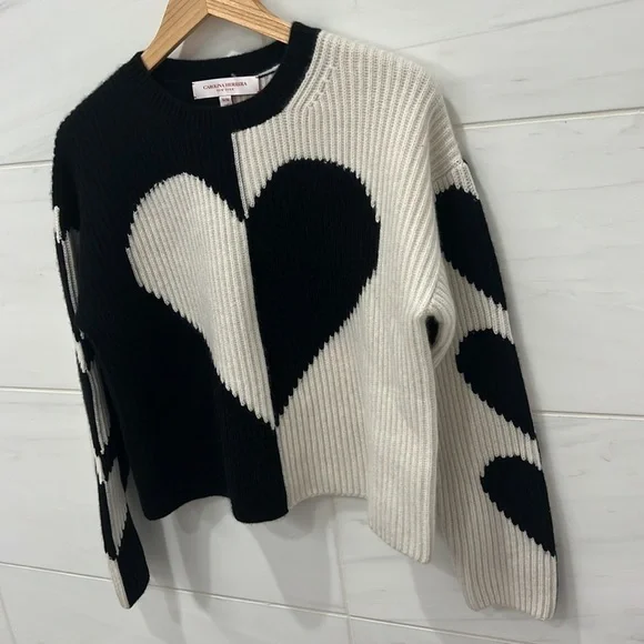 Carolina Herrera | NWT Black and White Heart Intarsia Cashmere Sweater - Medium - Picture 4 of 11